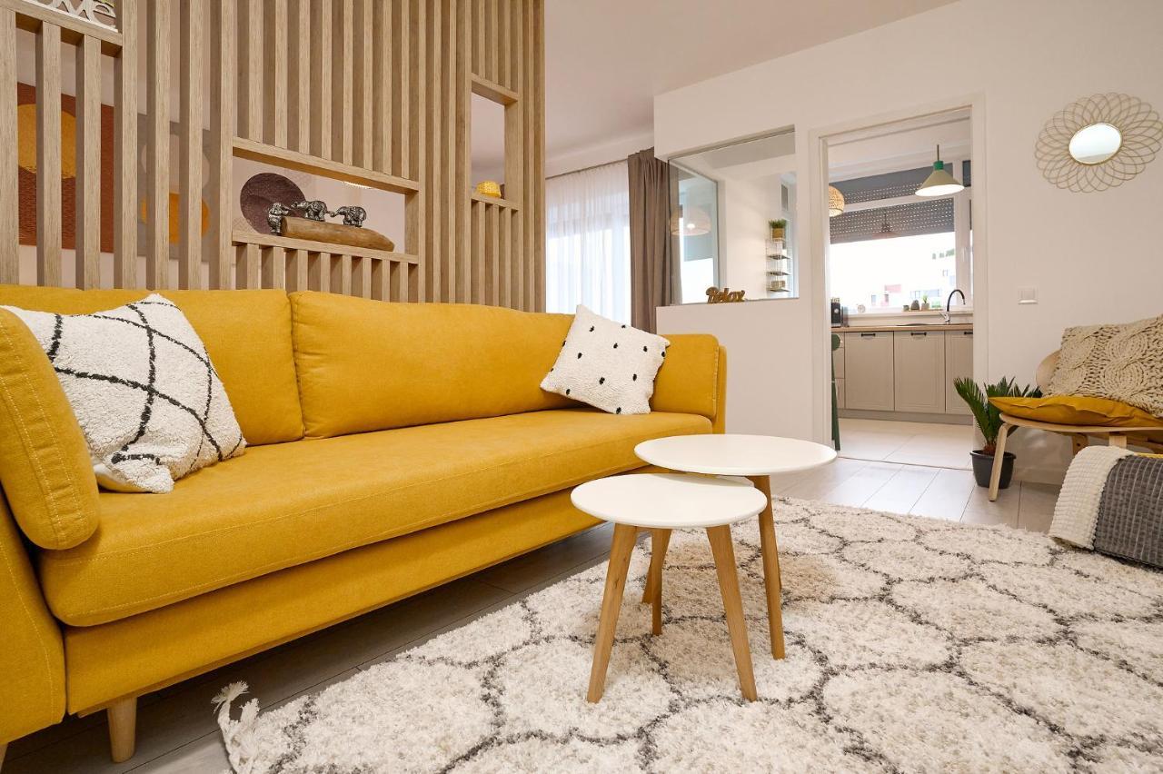 Moon Plaza Deluxe Studios Bucureşti Eksteriør bilde