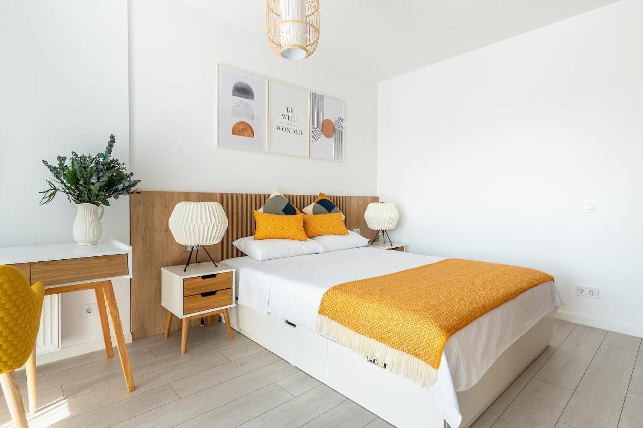 Moon Plaza Deluxe Studios Bucureşti Eksteriør bilde