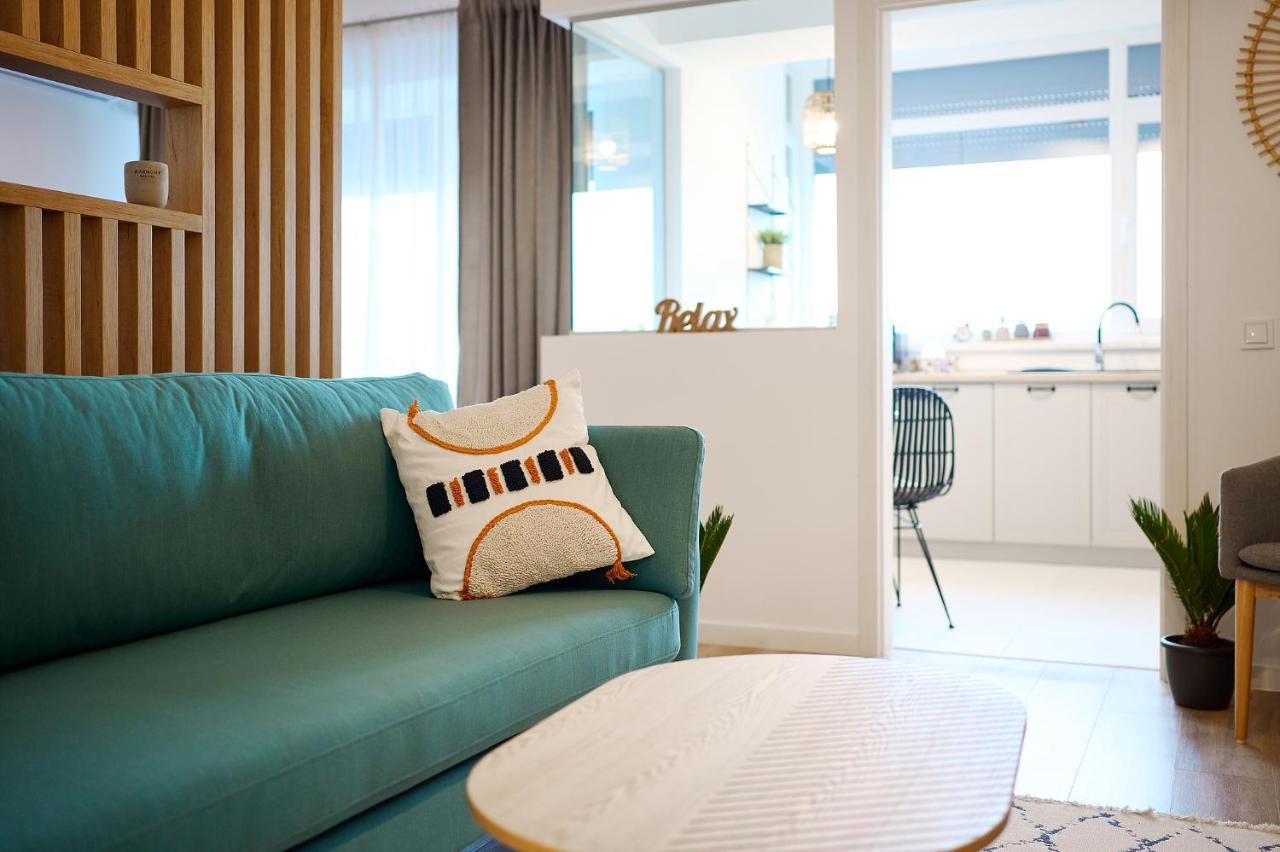 Moon Plaza Deluxe Studios Bucureşti Eksteriør bilde