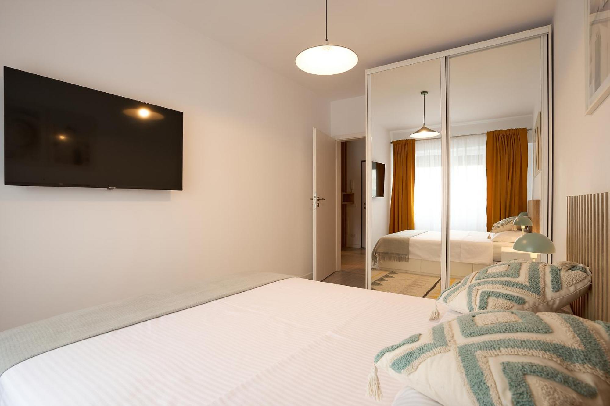 Moon Plaza Deluxe Studios Bucureşti Eksteriør bilde