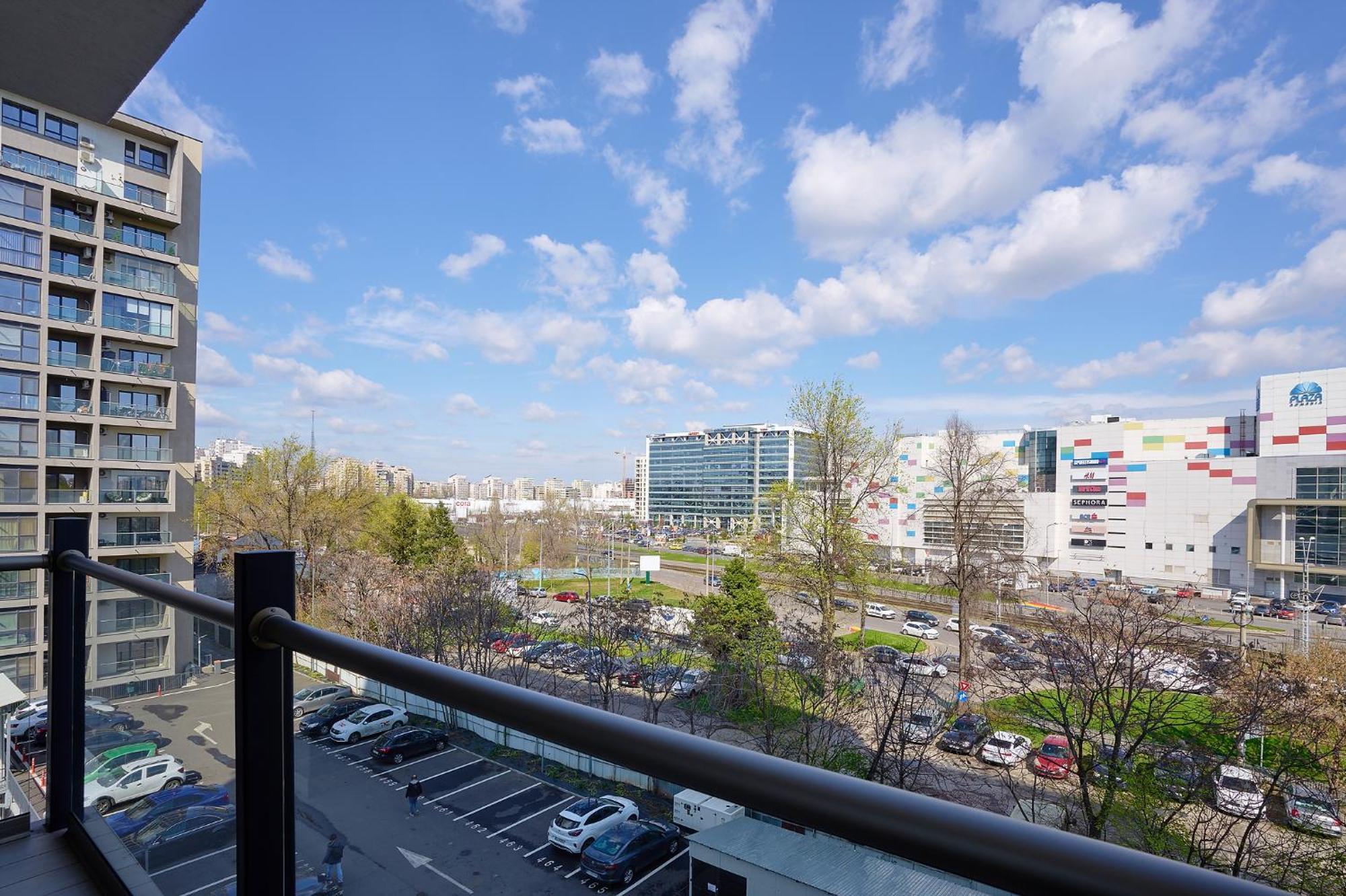 Moon Plaza Deluxe Studios Bucureşti Eksteriør bilde