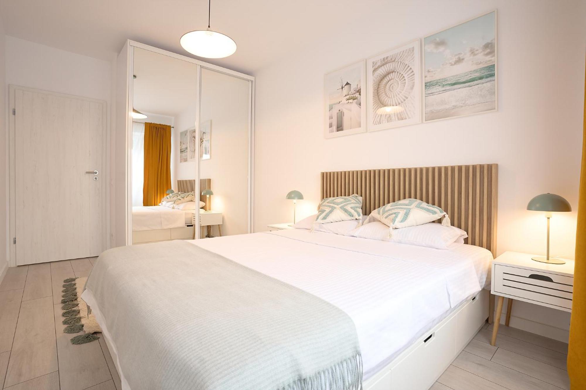 Moon Plaza Deluxe Studios Bucureşti Eksteriør bilde